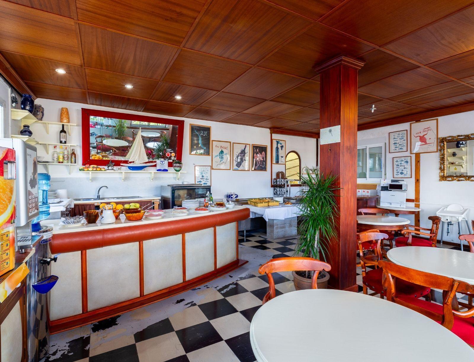Hostal Residencia San Francisco ポルトコロム エクステリア 写真